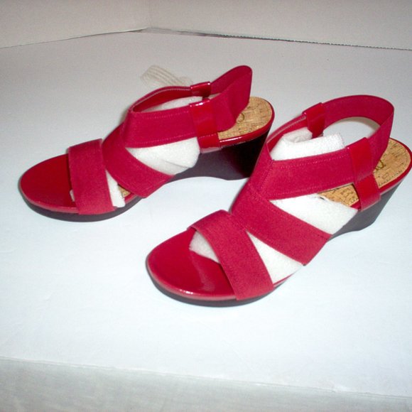 CHAPS RAINA SANDALS, WOMEN RED, SIZE 9.5 - Picture 2 of 5